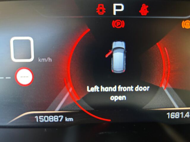 PEUGEOT 3008 GT LINE 1.5 HDI AUTO SPANISH LHD IN SPAIN 93000 MILES SUPERB 2018